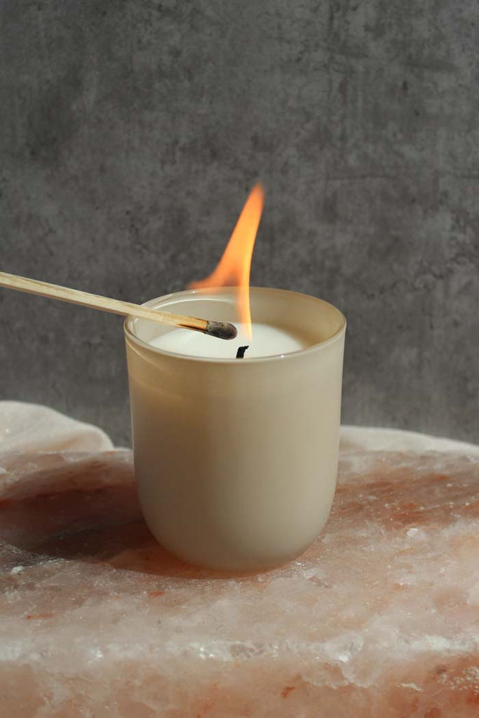 Teakwood & Leather Candle - esselleSF